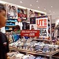 2009-04-11-Uniqlo02.jpg