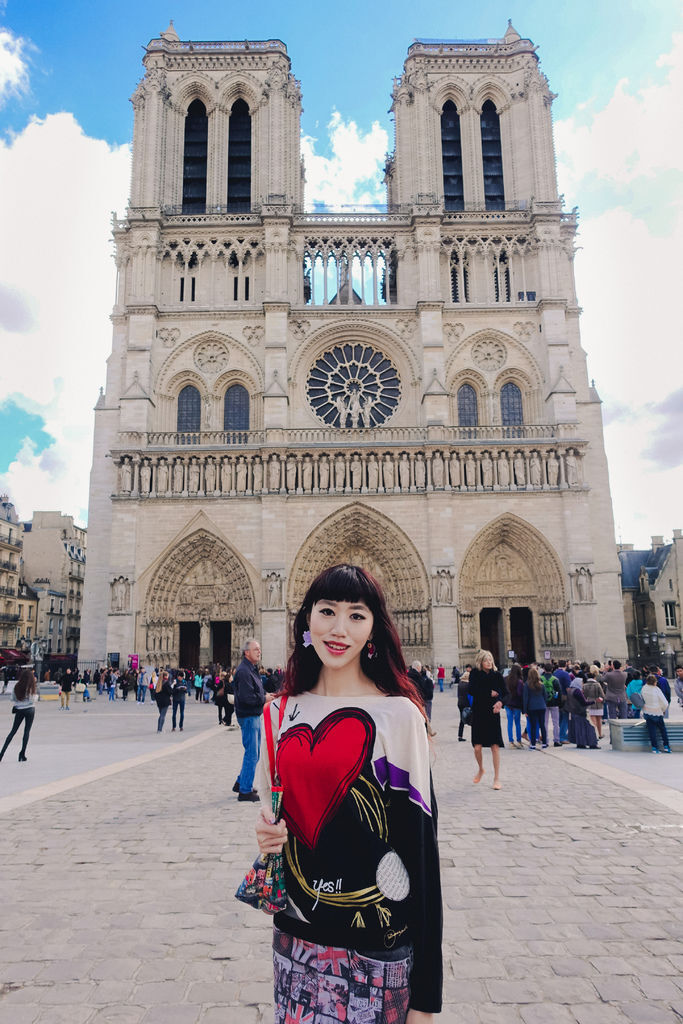 5-2  聖母院Cathédrale Notre Dame de Paris 33.jpg