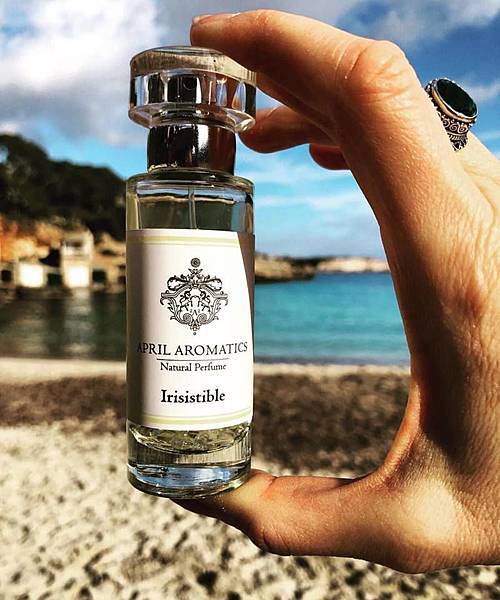 【April Aromatics】Irisistible (不可抗拒的鳶尾)1.jpg 【April Aromatics】Irisistible (不可抗拒的鳶尾)1.jpg
