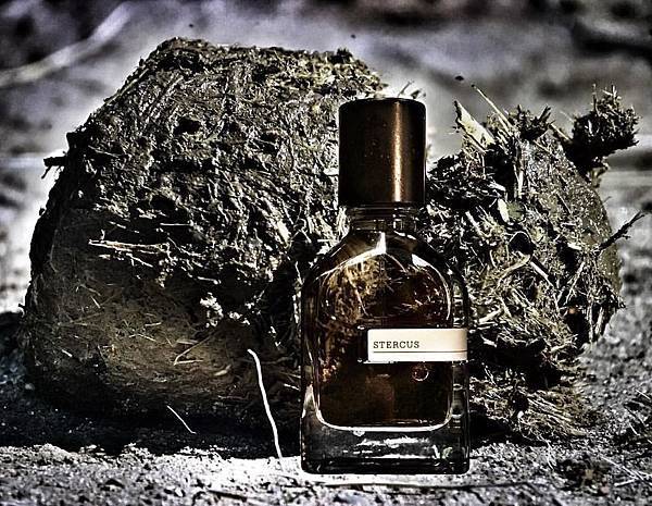 Orto Parisi】Stercus (屎糞)－香水評論報台Chris Perfume