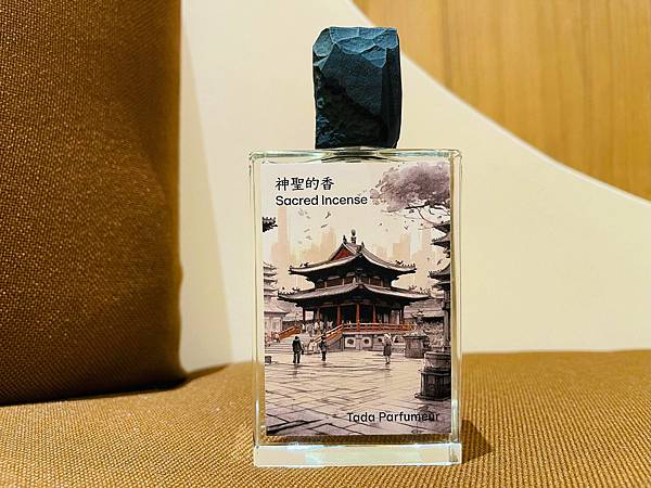 【Tada Parfumeur】Sacred Incense (神聖的香龍山寺)1.jpg