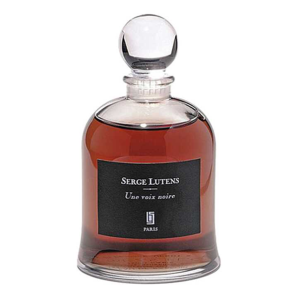 【Serge Lutens】Une Voix Noire (黑嗓)4.png