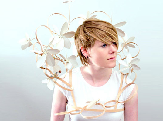 dandelion-wearable-wind-power-3.jpg