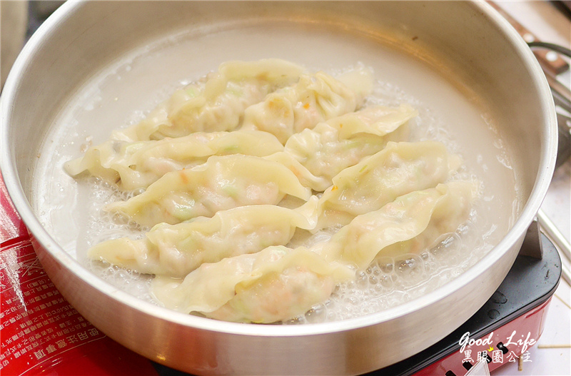 【生活】三葉鍋具頂級316不鏽鋼鍋 X 連愛卿老師台北世貿素食養生展中式手作麵點。台灣製造終身保固,用無毒健康鍋做好料理 ❤ 黑眼圈公主 ❤