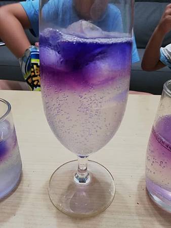 36504826_10216531181141422_7122386988996493312_n.jpg 36504826_10216531181141422_7122386988996493312_n.jpg