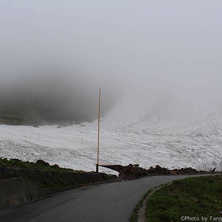 名古屋。黑部立山雪海茫茫