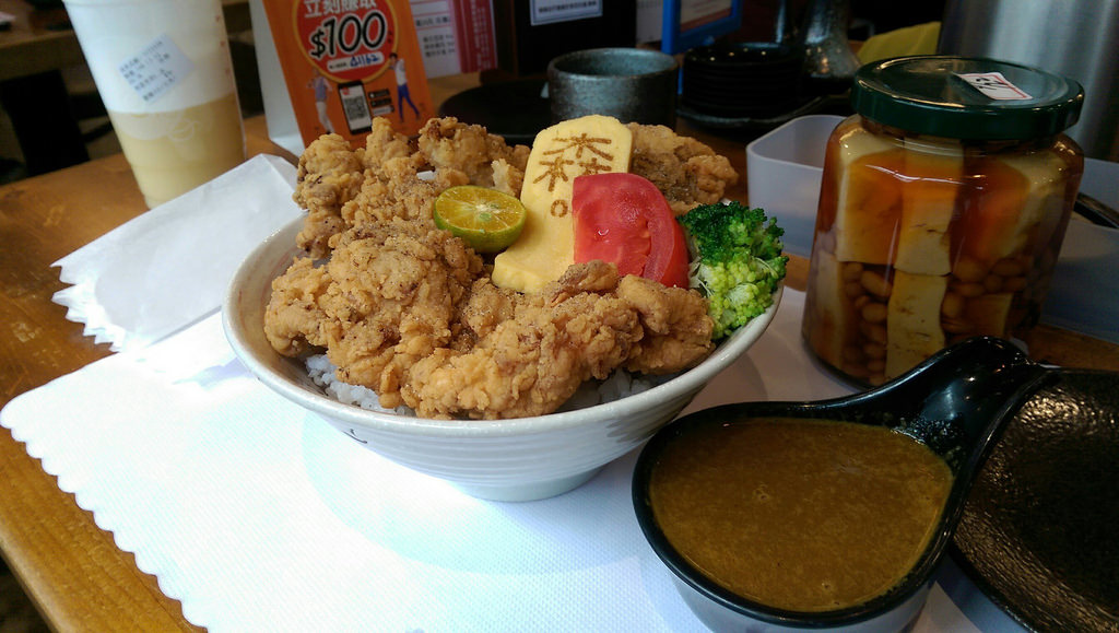 日式炸雞咖哩丼