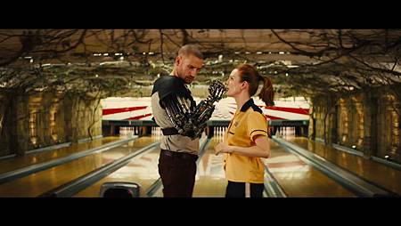 justin-holt-kingsman-2-trailer-image-10.jpg