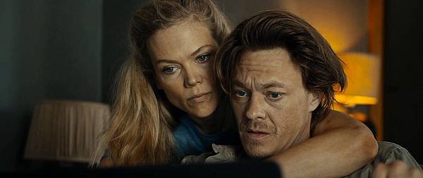 The-Wave-movie-sample-2.jpg The-Wave-movie-sample-2.jpg