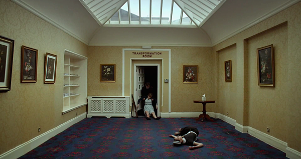 the-lobster-movie-trailer-images-stills-transformation-room.png the-lobster-movie-trailer-images-stills-transformation-room.png