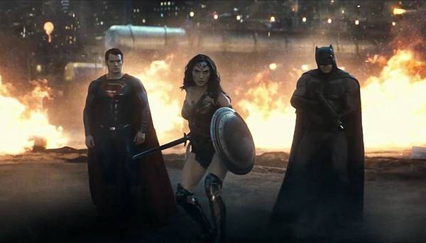 reaction-to-second-batman-v-superman-dawn-of-justice-trailer-737594.jpg reaction-to-second-batman-v-superman-dawn-of-justice-trailer-737594.jpg