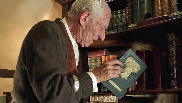 Mr.-Holmes-Old-Alternate.jpg Mr.-Holmes-Old-Alternate.jpg