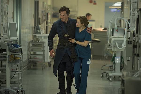 doctor-strange-benedict-cumberbatch-rachel-mcadams.jpg doctor-strange-benedict-cumberbatch-rachel-mcadams.jpg