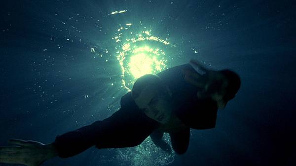 trainspotting_blue_nhkzq6.jpg trainspotting_blue_nhkzq6.jpg