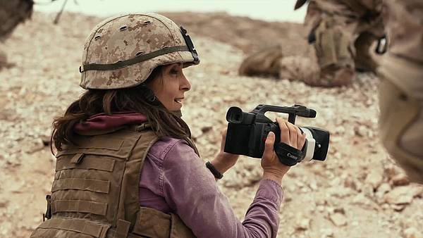 Whiskey-Tango-Foxtrot-2016-Movie-Wallpaper-10.jpg Whiskey-Tango-Foxtrot-2016-Movie-Wallpaper-10.jpg