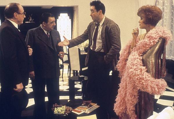 007-bullets-over-broadway-theredlist.jpg 007-bullets-over-broadway-theredlist.jpg