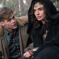 why-movie-critics-are-in-love-with-wonder-woman.jpg