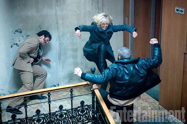 atomic-blonde-2.jpg atomic-blonde-2.jpg