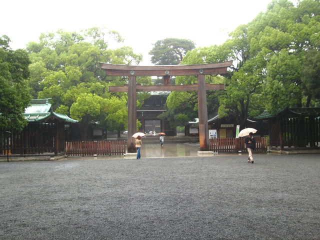 harajuku_meijijingu_torii_3.jpg