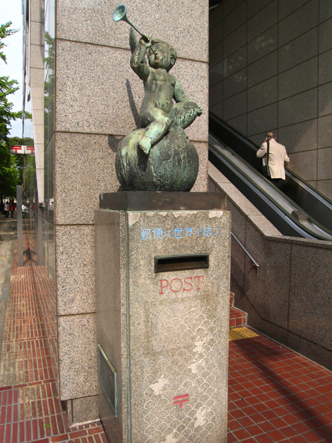 yokohama_port_post_office_3.jpg