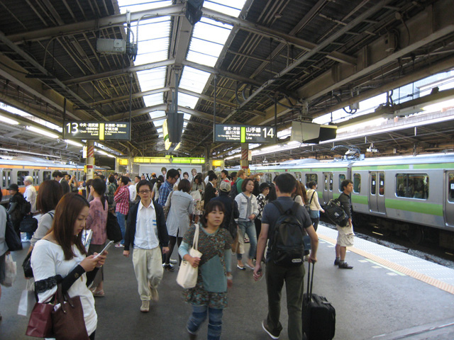 yamanote_shinjyuku_3.jpg