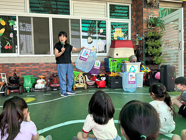 一起愛地球---資源回收一級棒