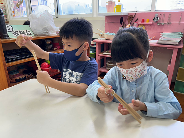 維尼熊班古早味玩具--竹槍DIY