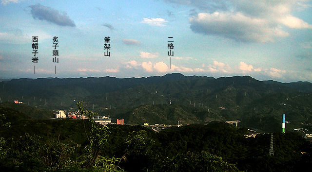 雷電筆架行