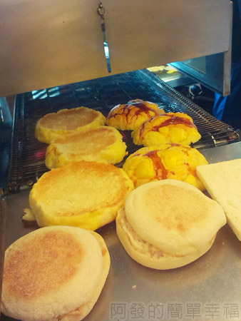 向陽晨間飲食館03輸送帶式烤箱