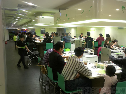 新莊-石二鍋18用餐環境