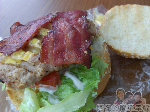 新埔站-無名攤車漢堡13招牌漢堡