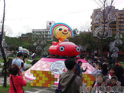 新北市歡樂耶誕城20-OPEN小醬開車車