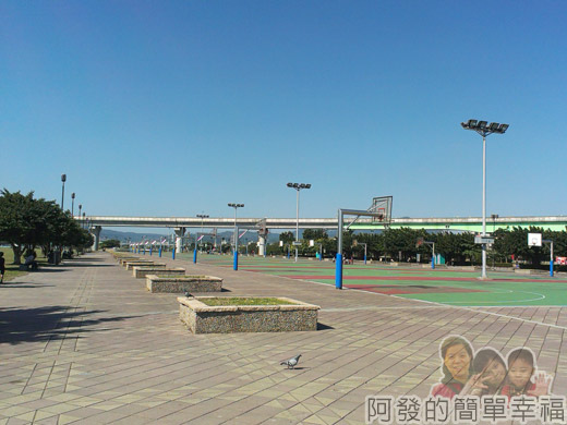 大臺北都會公園II05-疏洪親水公園-籃球場.jpg