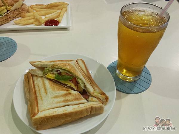 笑咪咪三文治14-火腿蛋吐司堡