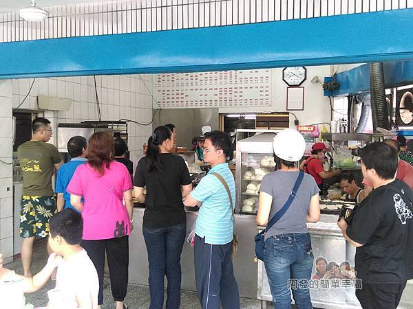 新莊-永和豆漿大王02-排隊人潮