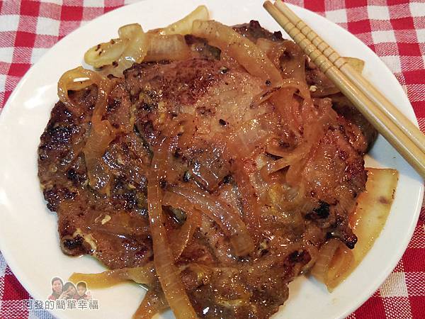 煎滷洋蔥豬排飯12-洋蔥豬排完成