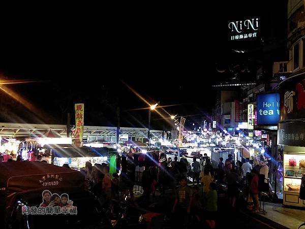 二師父麻油雞02-號稱桃園最大夜市