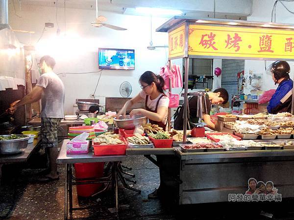 後港碳烤雞排烤肉03-手沒停過的店家