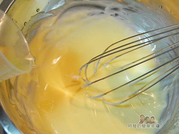 手打蒜味美乃滋06-重覆步驟 手打蒜味美乃滋06-重覆步驟