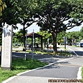 八里騎車趣06-十三行文化公園到了.JPG