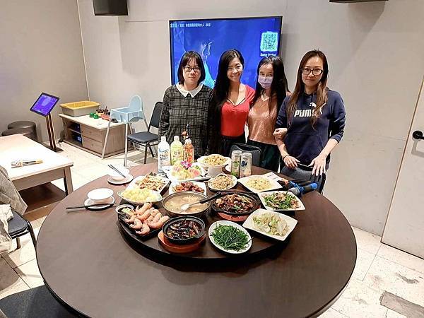 新北泰山美食推薦-集鮮城水產餐廳-海鮮熱炒/泰國蝦/超大空間