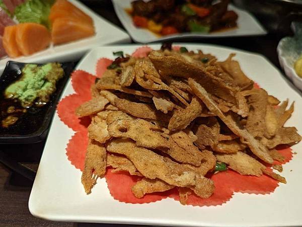 新北泰山美食推薦-集鮮城水產餐廳-海鮮熱炒/泰國蝦/超大空間