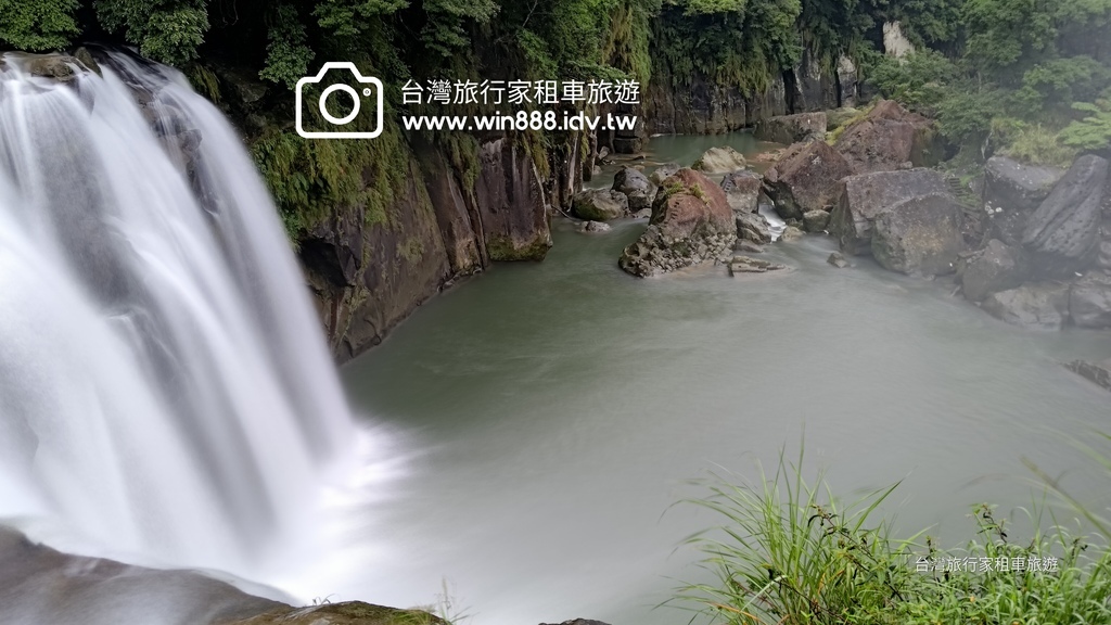 2023 1021 九份，金瓜石，90元海鮮粥，十分幸福。