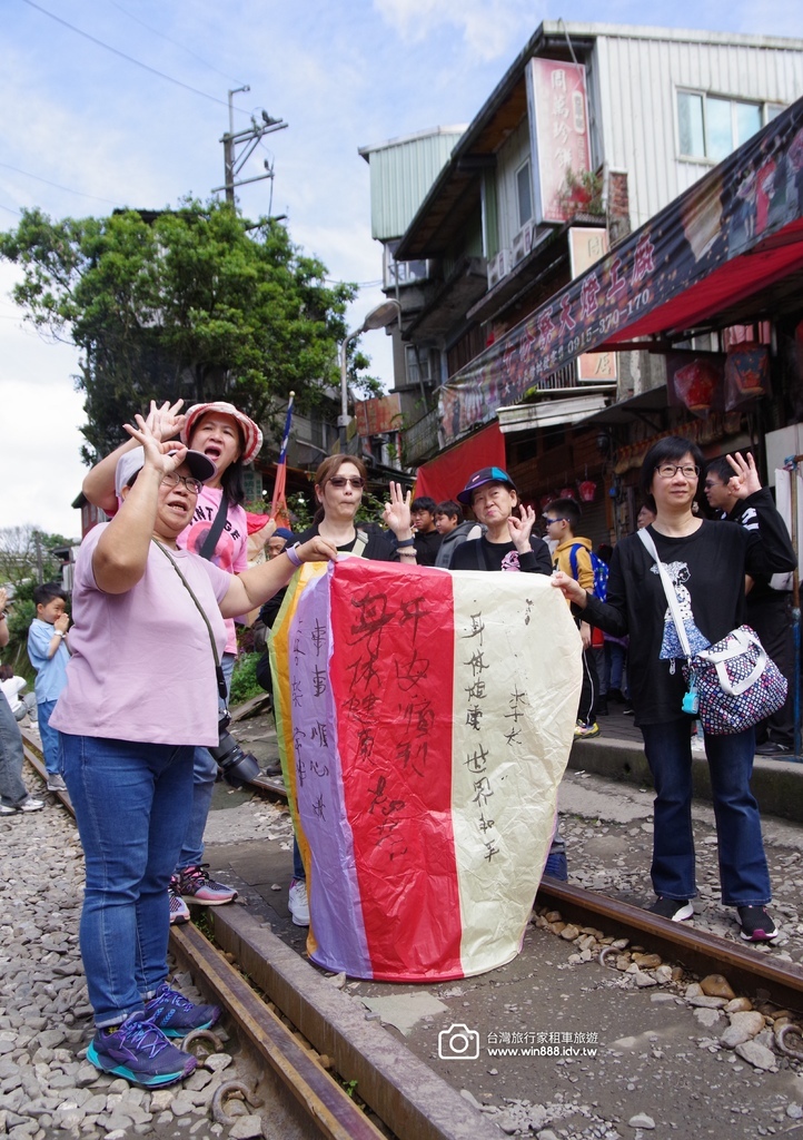 2024 0228 看見不一樣的十分瀑布，十分天燈，慢慢行細