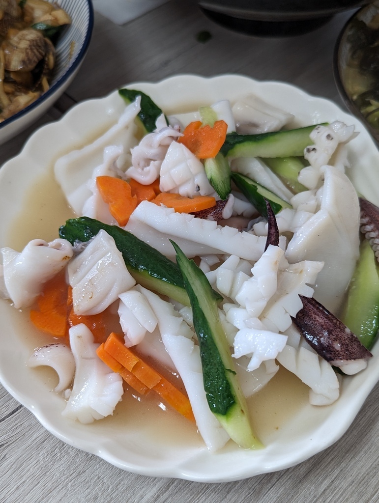 2024 0229 台北到宜蘭，走過懷舊小漁村，望著海享受鮮