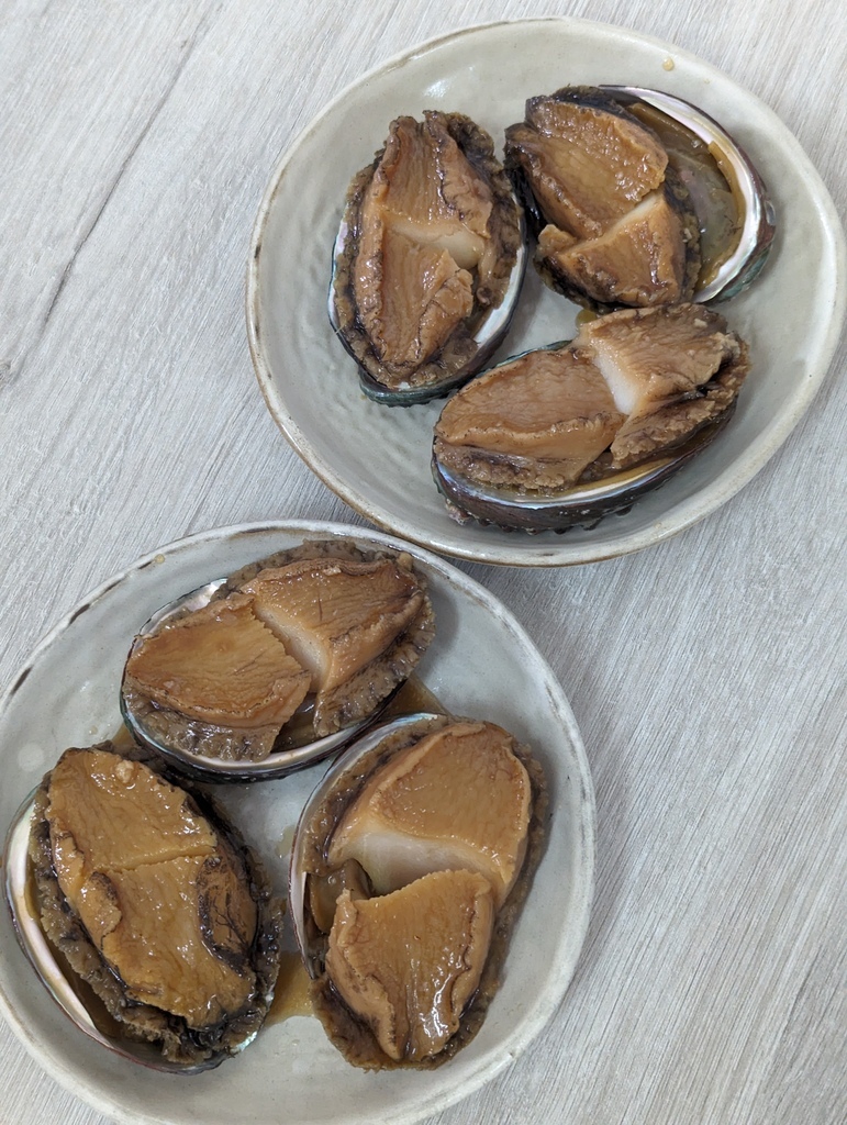 2024 0229 台北到宜蘭，走過懷舊小漁村，望著海享受鮮