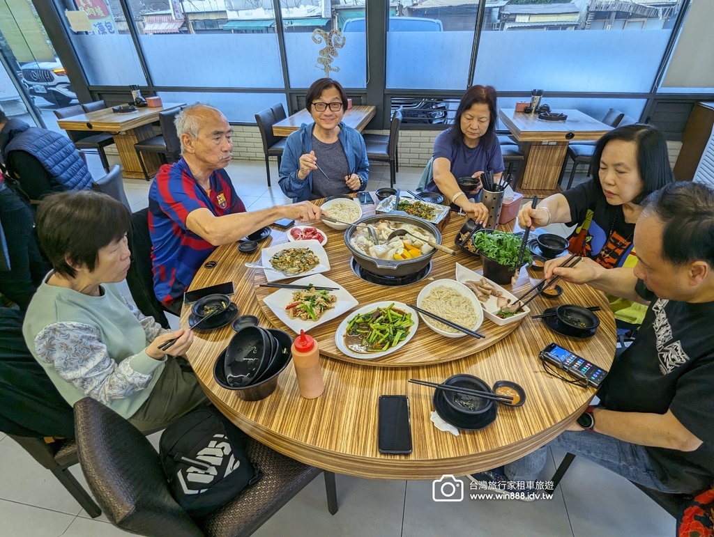 2024 0318 鹿港，彰化旅遊，參觀完玻璃媽祖廟，鹿港老