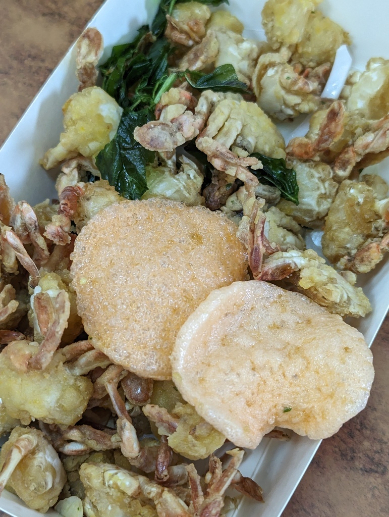 2024 0318 鹿港，彰化旅遊，參觀完玻璃媽祖廟，鹿港老