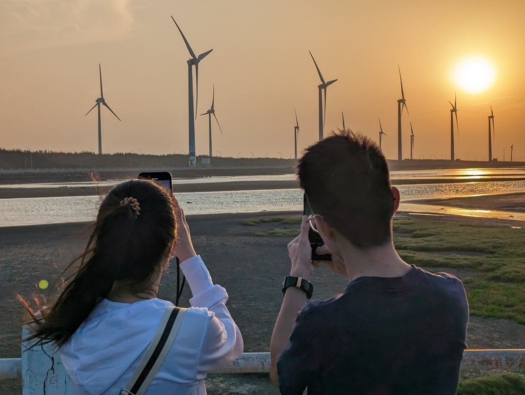 2024 0508 親愛的貴賓，台中市區走走，高美濕地賞落日