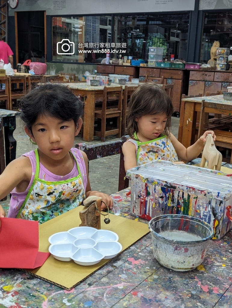 2024 0614 D7 台中-鴨箱寶彩繪-野柳地質公園。